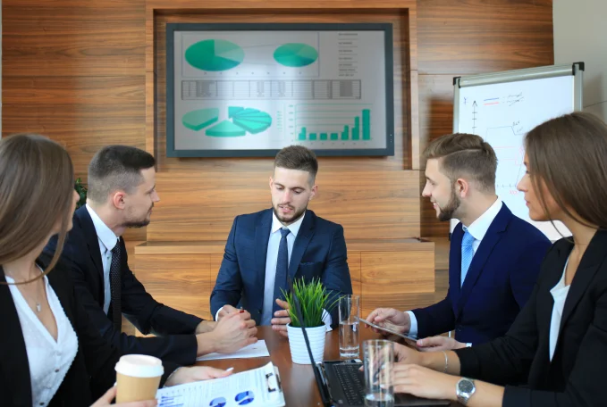 5 Business Advisors Every Entrepreneur Needs for Growth and Success Banner