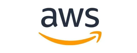 Blog-Girl-With-Laptop