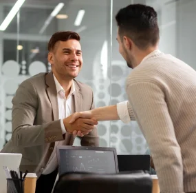 Customer Retention Strategies to Keep Customers Coming Back Banner