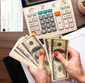 Introducing the Salesforce ROI Calculator Banner